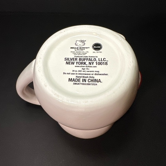 Hello Kitty snowman mug 🎀☃️🎀 - Picture 7 of 7